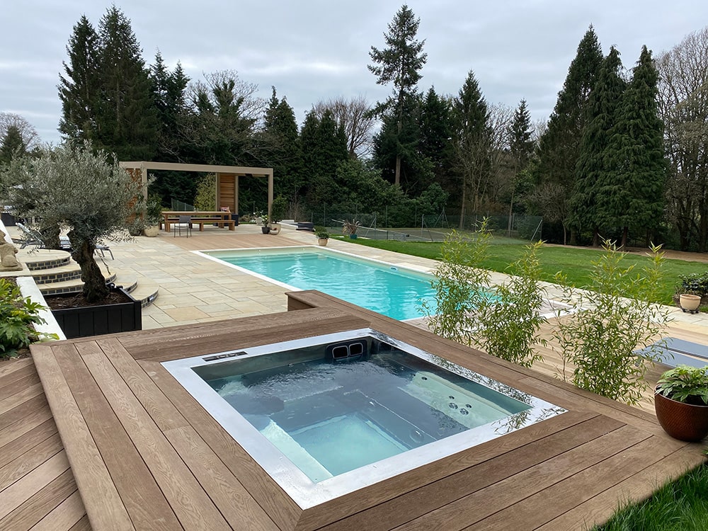 SpaFlo stainless steel hot tub and skimmer pool in private back garden