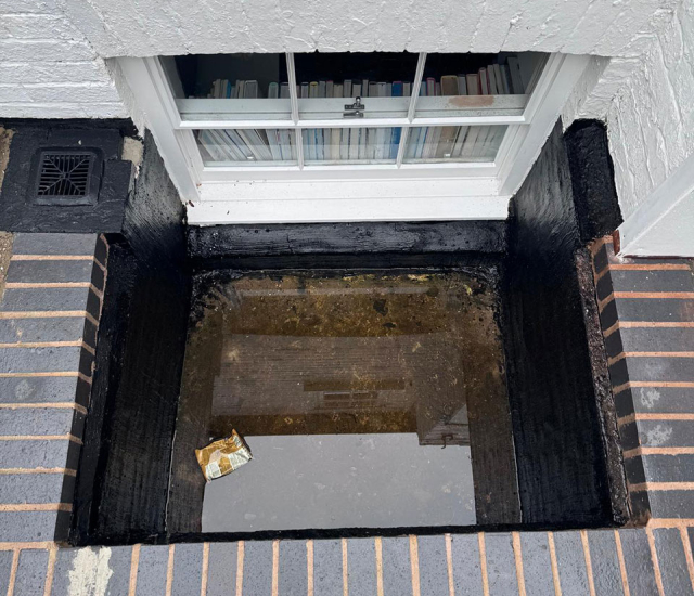 Small lightwell space in Victorian terraced home in need of a bespoke hot tub to turn it into a usable space