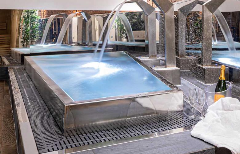 infinity edge swimming spa pool - different types of pool